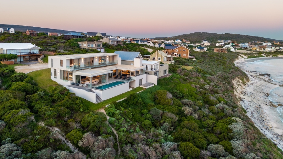 5 Bedroom Property for Sale in Suiderstrand Western Cape
